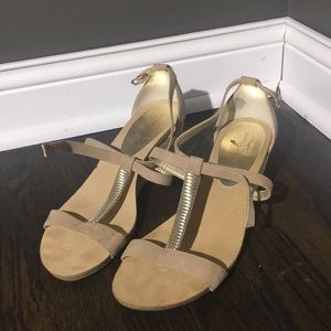 Anne Klein Women’s dress wedge heel